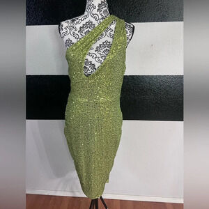 NWT Women’s Fashion Nova Plus Size 1x Lime Green Sequins one sleeve cut out